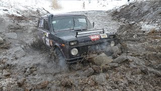 Как она едет НЕУДЕРЖИМАЯ НИВА НА ТРЕХ КОЛЕСАХ off road 4x4