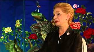 La Entrevista por Adela - Carolina Herrera