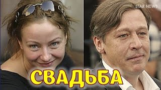 Сыновья Евгении Добровольской сыграли 2 свадьбы