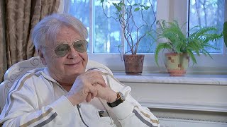 75-летие отмечает певец и композитор Юрий Антонов.