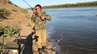 Рыбалка на спиннинг. Клев от которого устаешь. Ахтуба 2019 осень.