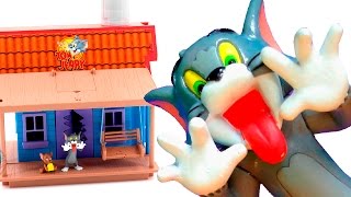 Том и Джерри. Открываем игрушечный дом.
