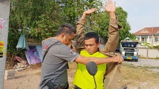 ยานรก! ตะครุบหนุ่ม "ควบม้า" บนถนนหลวง ติดคุกมาแล้วกว่า 20 รอบ
