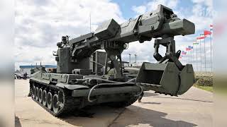 Боевая техника для разминирования местности\Military equipment for mine clearance.