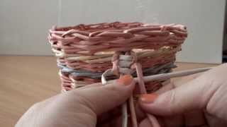 Плетение из газет   ручка, тесьма  узор №2  мастер класс weaving newspapers Cestería con periódicos