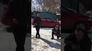 Максим Липатов,в миру "КОНАКОВСКИЙ МОШЕННИК",входит в доверие и обманывает людей