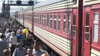 Прибытие Италмаса и проход грузового поезда.