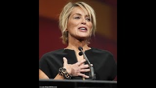 Women Over 50 Look’s Collection. The Chic Street Style of Sharon Stone.