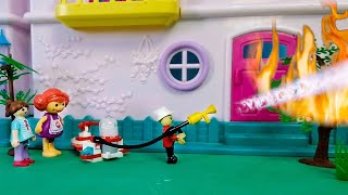 النار يحرق الشجر و لعبة ليجو مطافي : يوميات عائلة مريم ! اقوى قصص اطفال . Dolls for kids