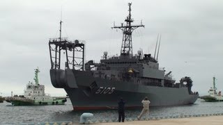 自衛隊 海洋観測艦「にちなん」 富山に入港 海王丸も信号旗で歓迎 2012.6.25