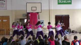 Taneční skupina One crew Chodov Crazy Dance Miss a Missák školy