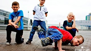 Брейкданс. Дети танцуют Break Dance. Кто как может)))