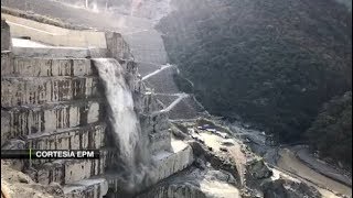 Embalse de Hidroituango llegó a la cota 405 y el vertedero ya está en uso