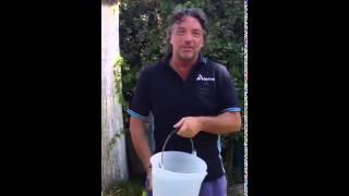 Luca Mazzali di Adrilog per l'Ice Bucket Challenge a favore della ricerca sulla SLA