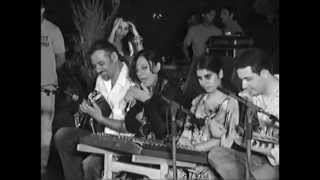 Χάρις Αλεξίου - Με Ξέχασε Η Αγάπη Μου LIVE