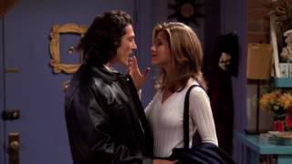 Friends S01E12 Short (The One With the Dozen Lasagnas)