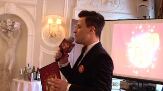 Ведущий Василий Киров в Москве и Санкт-Петербурге