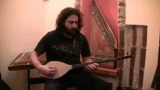 O Λάμπης Ξυλούρης παίζει μπουλγαρί - Labis Xylouris plays Bulgari