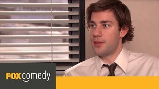 Szef dowiedział się o funkcji megafonu w biurze! [The Office]