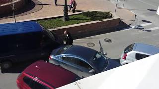 Новороссийск -казак напал с палкой на пассажира автомобиля 06.03.3018