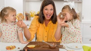 HOW TO MAKE Apple Donuts