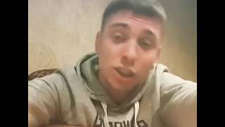 Показала сиськи за 18 секунд, учитесь детишки.