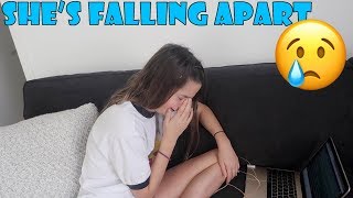 She's Falling Apart ? (WK 356.4) | Bratayley