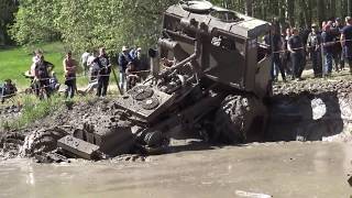МОНСТРЫ БЕЗДОРОЖЬЯ 2017 MONSTER TRUCKS 2017