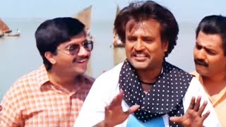 Rajinikanth with his friends plans out to get close with Meena & she listen his conversation