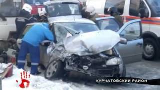 Грузовики давят легковушки