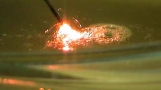Электрический разряд в воде Electric discharge in water 16-07-2012_191948