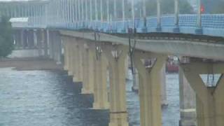 Мост через Волгу шатается (полная версия)