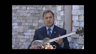 Чурабек Назриев бо шогирдон Хуршед ва Чамшед Комрони...