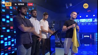 Скандал с ЛГБТ-активистами в прямом эфире // ДУЭЛЬ Богдана Ходаковского с Борисом Грачёвым