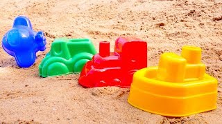 Мультики для малышей лепим куличики из песка, учим цвета.
