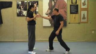 Bruce Lee's One Inch Punch demo and explaination by Rick Tucci - Watch this strike!!