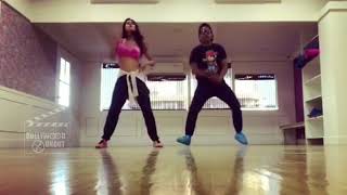 Disha Patani Hot Dance......Hot Bollywood Dance 2017...seducing dance hot video