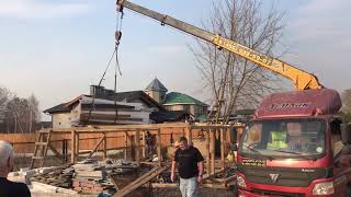Работа манипулятора на стройке. Аренда манипулятора в Москве по ссылке в описании
