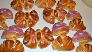 Детские фигурки-булочки из дрожжевого теста.