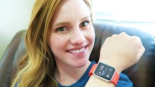 CUTE GIRL UNBOXES APPLE WATCH!!