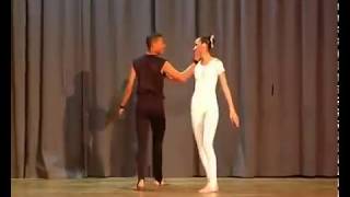 acrobatic dance - lift carry