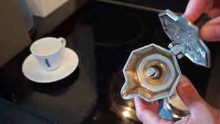 How To Make Great, Affordable And Pure Coffee At Home The Italian Way | Bialetti Moka Express Review