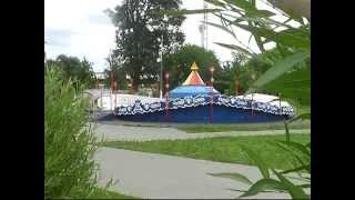 Семейный аттракцион "Вальс" появился в городском парке в Пинске