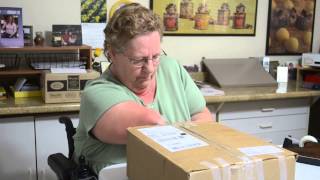 Monica Vickers - One-handed package wrapping, triple amputee