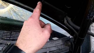 removing washer fluid lines and squirters..Mercedes w208,w210,w203  etc.