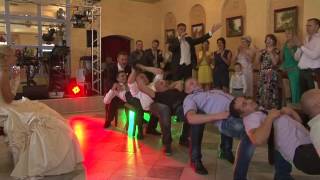 Август 2013.Свадебный конкурс со стульями.Ведущий Илья Черняй,видеограф Жучков Александр. Брянск