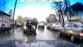 Баба за рулем! Не для слабонервных!