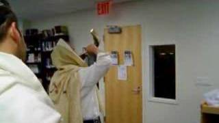 Shofar blowing at YCT during Elul 5766