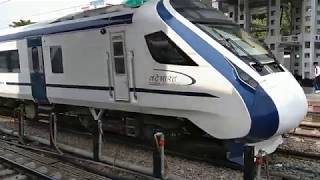 Surprise!!! Vande Bharat with the new rake from Varanasi