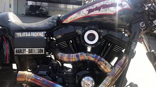 Dyna da RXC Design com filtro de ar Super INTAKE Duplo Fluxo e escape full em inox da Contra Kulture